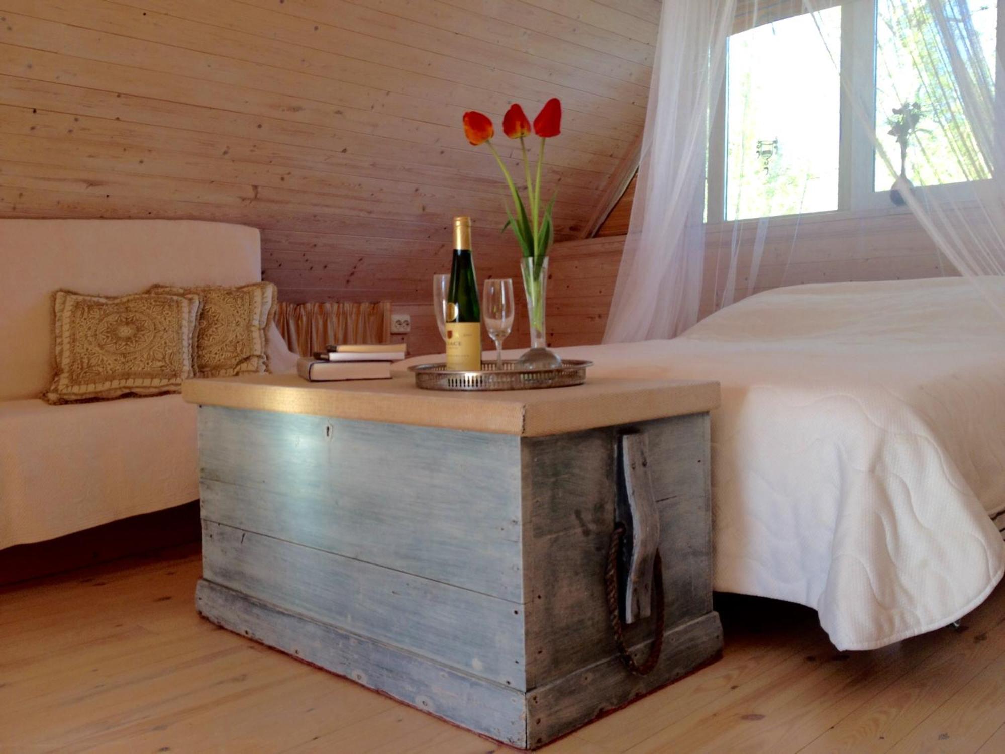 Kaju Guesthouses Nasva Exteriér fotografie