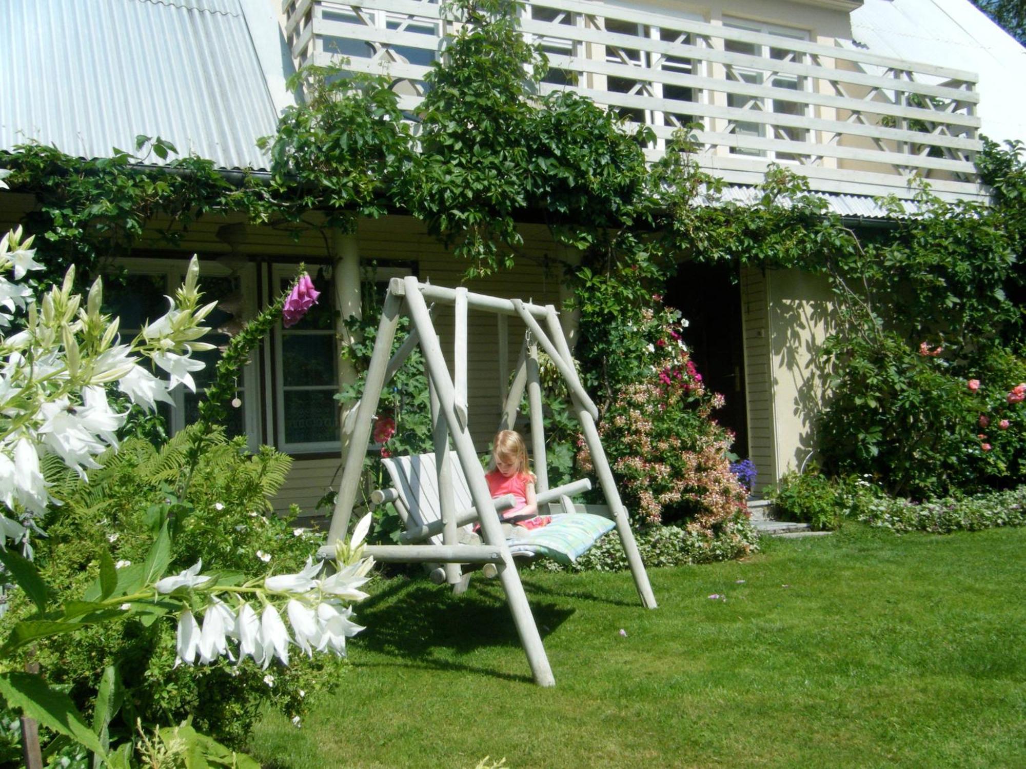 Kaju Guesthouses Nasva Exteriér fotografie