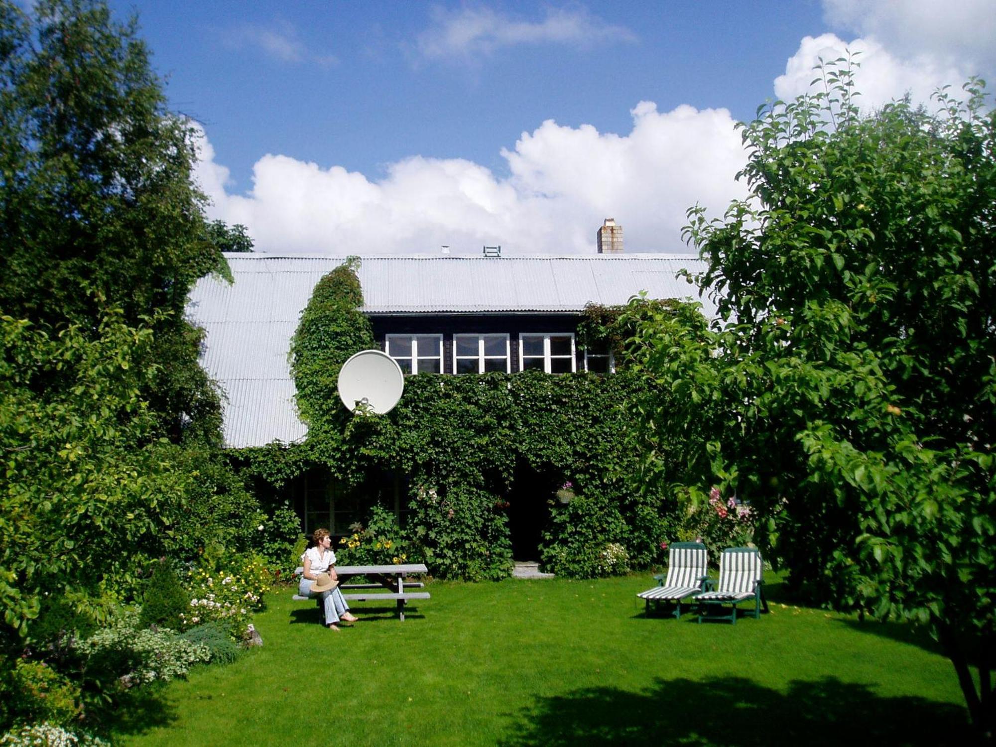 Kaju Guesthouses Nasva Exteriér fotografie